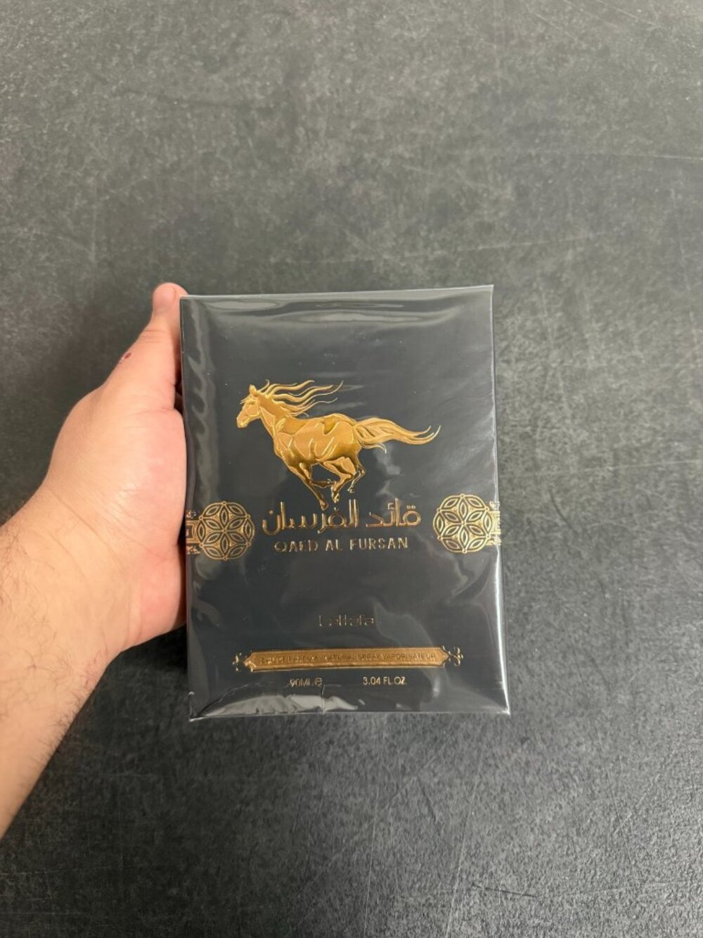 Qaed Al Fursan 3.04 oz / 90 ml EDP Unisex By Lattafa parfum